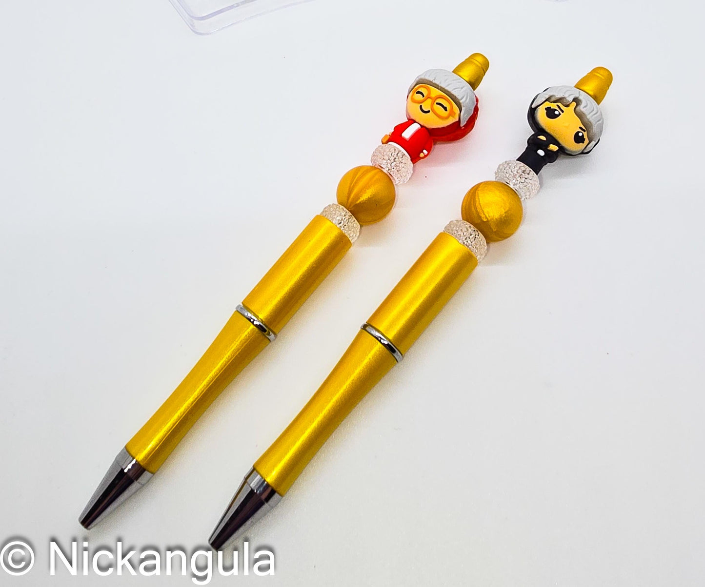 Golden Girls Beaded Ballpoint Pens w Black Ink - Silicone Acrylic Beads Plastic Pen - 90's Classic Sitcom TV Shows Sophia Dorothy Nostalgia