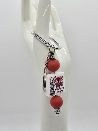 One Two Freddy's Coming For You Silicone Beaded Keychain w/ Spikes Bar Carabiner & Keyring - Horror Movie Quote Key Chain Key Ring Bag Charm